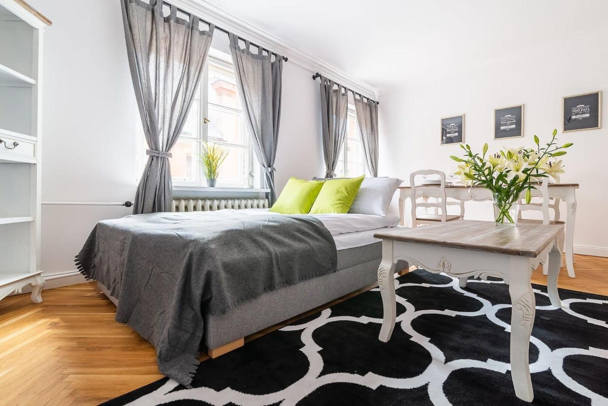 ורשה Senatorska 7 By Noclegi Renters מראה חיצוני תמונה